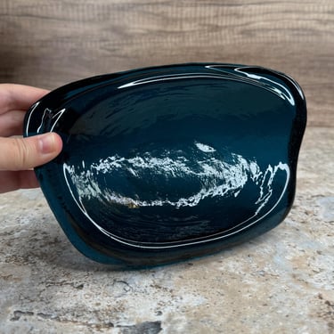 MCM Blenko soap dish teal blue freeform #5733 by Winslow Anderson, can be used for trinkets or as an ashtray 