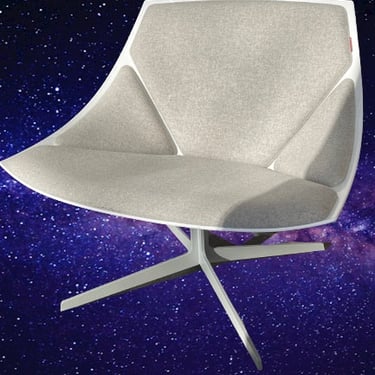 101410443 - Space Age Chair white beige aluminum - FRITZ HANSEN - RELAX - FURNITURE