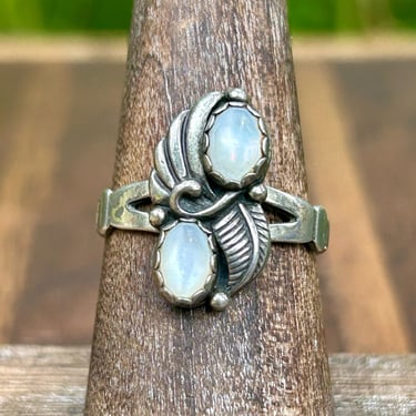 Sterling Silver Moonstone Gemstone Ring  Native American Jewelry 70s Handmade 