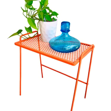 Mid-Century Modern Orange Metal Patio Table/Plant Stand/Stool | Vintage Indoor/Outdoor Accent Table 