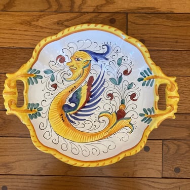 13” double handle Raffaellesco Deruta Ceramiche Dragon Scalloped Handled Pasta Bowl~ Raffaella Hand Painted Excellent Condition, Italy 