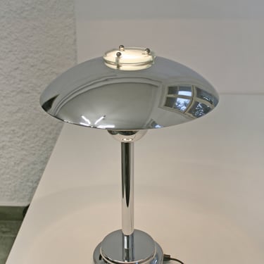 Vintage Postmodern Chrome Mushroom Desk Lamp UFO Retro Mid Century Modern Loft Studio Discus Dome Round Reading Table Nightstand Modernist 