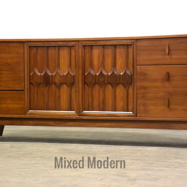 Mid Century Modern Walnut Dresser Credenza 