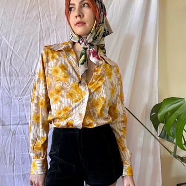 Vintage Vera Blouse / 1970's Floral Print Top / Haute hippie / Scarf Print 