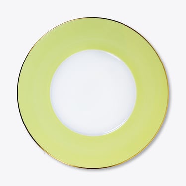 Chantilly Charger Plate | Rent | Moss