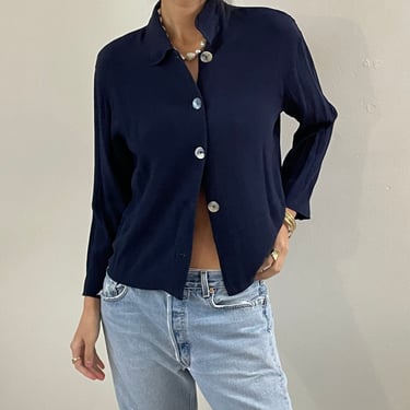 90s blouse / vintage navy blue crinkle rayon crepe boxy cropped shirt blouse | Large 