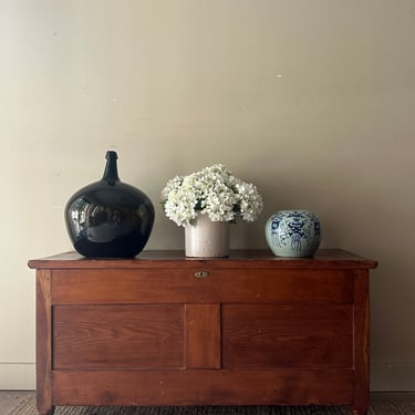 Pine chest