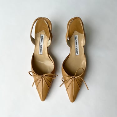 Manolo Blahnik Camel Leather Slingback Heels - 35.5