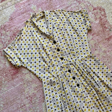 AS-IS *** Vintage 1940s 40s Rayon People Novelty Print Geometric Printed Button Up Shirtwaist Day Dress (large) 