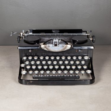 Antique Art Deco Royal &quot;P&quot; De Luxe Typewriter c. 1933