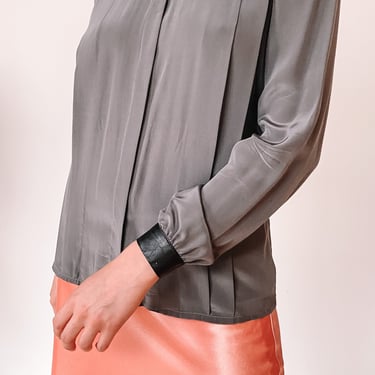 1980s Grey Long Sleeve Silk Button Up, sz. S