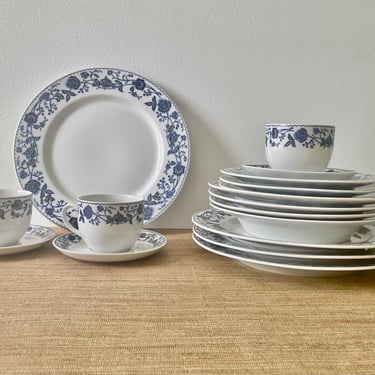 Vintage Limoges Dinnerware Set - 17 Piece Set - Blue Hand Painted Limoges Porcelain - Blue French Dinnerware Set - French Cottage Style 