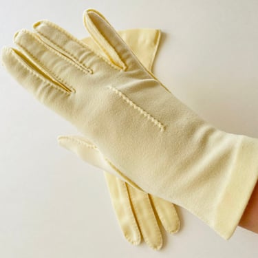 1950s Pale Yellow Gloves | 50s Yellow Cotton Gloves 