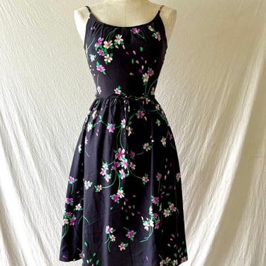 60s 70s Malia Hawaiian Dress Black Floral Size XS 