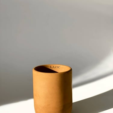 Soja Brooklyn - Lux WoodenWick Candle | Cement Vessel