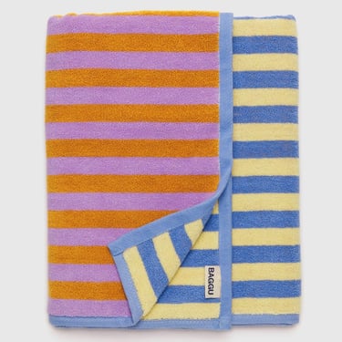 Towel in Hotel Stripe