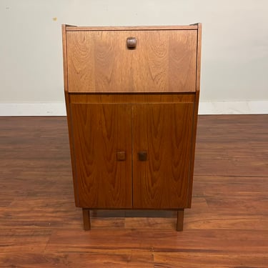 Mid-Century Teak Flip Top Bar Cabinet