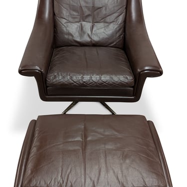 Aage Christiansen Patinated Leather Lounge Chair - 112467