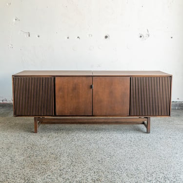 Philco Ford Phono Credenza