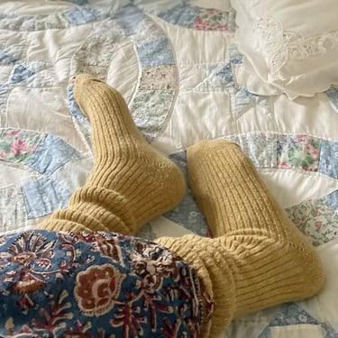 Le Bon Shoppe - Arctic Socks - Mustard