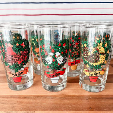 Vintage 12 Days of Christmas Tall Glasses. Set of 12oz Indiana Glass Christmas Tumblers. Retro Christmas Barware. 
