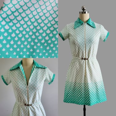 1970s Mod GoGo Dress in Teal.and White - 70's Dress - 70s Women's Vintage Size Medium 