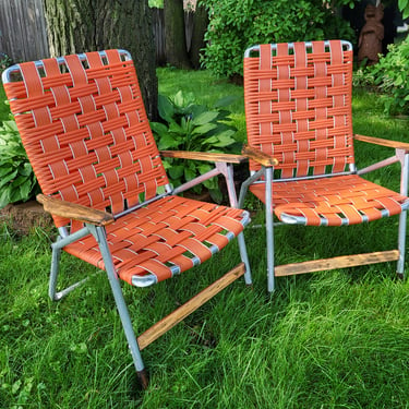 Pair of Vintage Telescope Folding Furniture Tube White and Orange Vinyl Strap Folding Garden/Lawn Lounge Chairs 