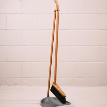 long handle broom and dustpan