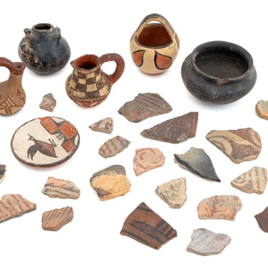 Native American Pottery Sherds & Vessels, 28