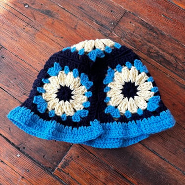 Bev Made Crochet Bucket hat/ Cloud Blue