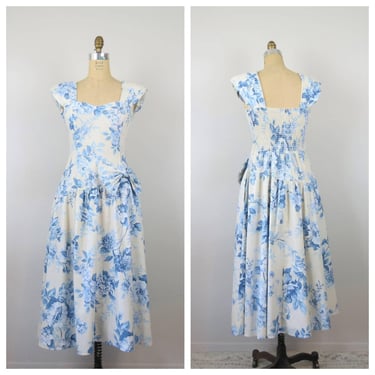 Vintage 1980s floral dress, cotton, full skirt, chintz, sundress, blue and white 