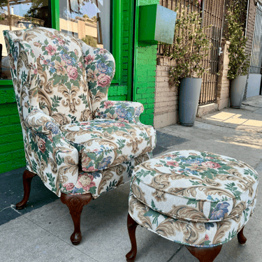 Judge-free Zone | Vintage Wing Chair by Harden