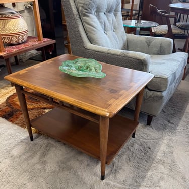 Lane Acclaim Walnut Side Table
