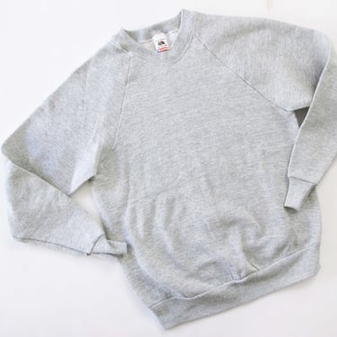 Vintage Heather Gray Raglan Sweatshirt XS S Deadstock Unworn  - 80s Fruit of the Loom Crewneck Pullover Athletic Jumper - Minimalist 