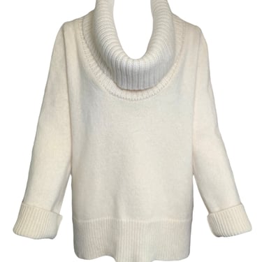 Alexander McQueen Cream Chunky Knit Turtle-Neck Angora Wool Sweater