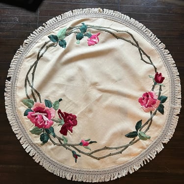 antique 1900s Royal Society silk hand embroidered floral rose linen circular table cloth 