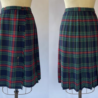 Medium 1980's - 1990's Plaid Skirt by 'Tan Jay' Red / Blue / Green Classic Kilt Christmas / Holiday Outfit USA Made / Scottish / Irish 