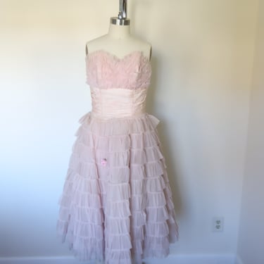 1950s Vintage Strapless Tiered Lace Tulle Midi Prom Dress