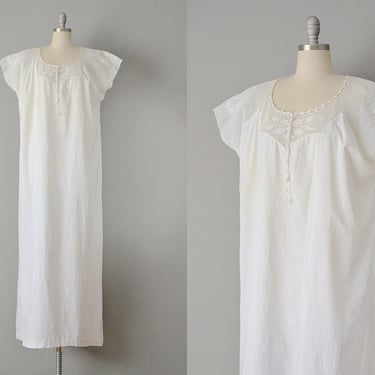 1800s Dress // Victorian Off-White Cotton and Lace Chemise // M, L, XL 