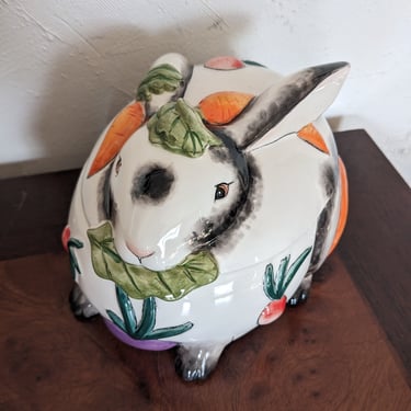 Fitz and Floyd Spotted Bunny Rabbit Lidded Ceramic Dish with Veggies 