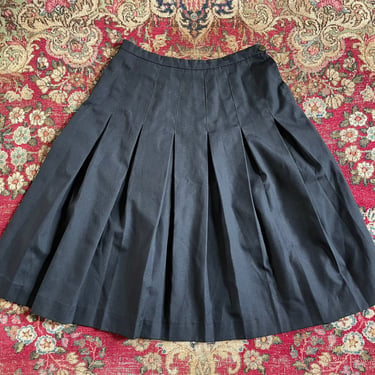 Vintage 1950’s black cotton pleated skirt | mid century clothing, below the knee, drop down pleats, S 