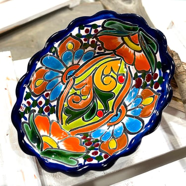 VINTAGE: 5.5" Authentic H. Venegas Signed Talavera Mexican Pottery - Oval Bowl - Colorful Hand Painted Bowl - Mexico - SKU 36-A-00033827 