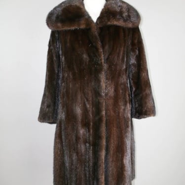 Peel Me a Grape, Crush Me some Ice....Mink Me - 1960-70's dark Brown - Small - Size 4/6 -Full Length Coat 