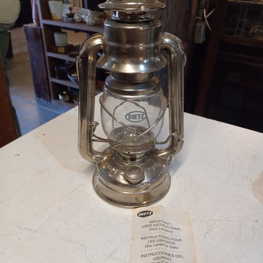 Dietz Vintage-Style Oil Lantern, 4.5 x 11.25