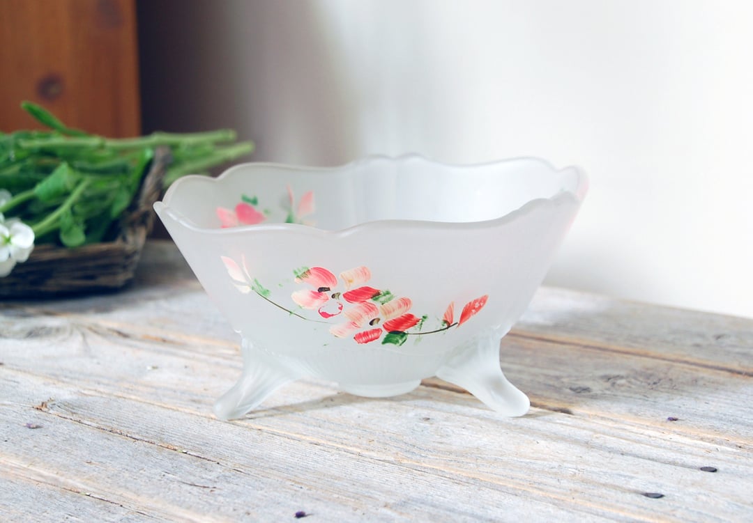 Vintage hand painted frosted glass bowl / glass bowl with flowers