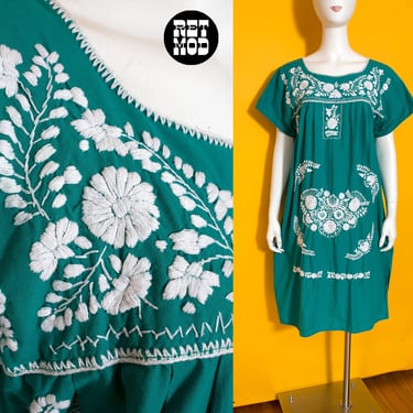 Comfy Pretty Vintage 70s Teal Green Oaxacan Cotton Dress with White Floral Embroidery 