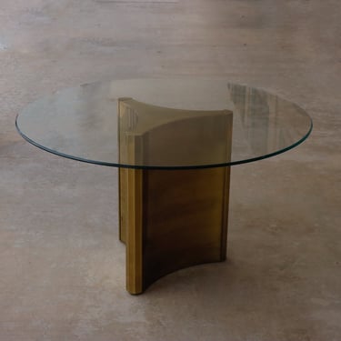 'Trilobi' brass dining table by Mastercraft. Circa 1970s.
