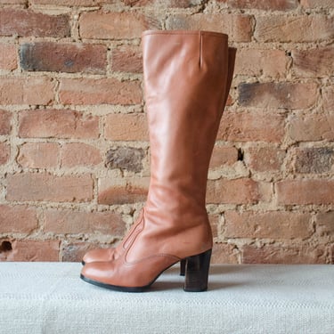 knee high leather boots | 70s 80s tan light brown leather high heel women's boots size 6.5 