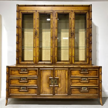 Vintage China Cabinet by Stanley Furniture - Faux Bamboo and Rattan Hollywood Regency Illuminated Wood and Glass Display Hutch 