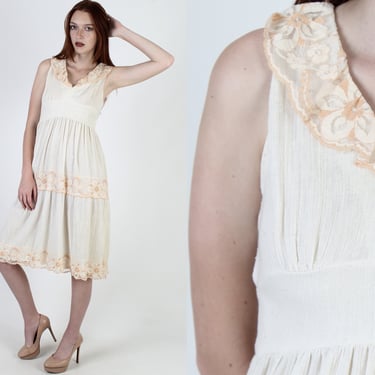 Vintage 70s Romantic Country Dress Peach Floral Lace Tiered Festival Garden Mini 